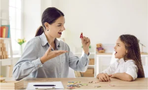 Fonoaudiología en la infancia y su importancia en la adultez. Advance Unab